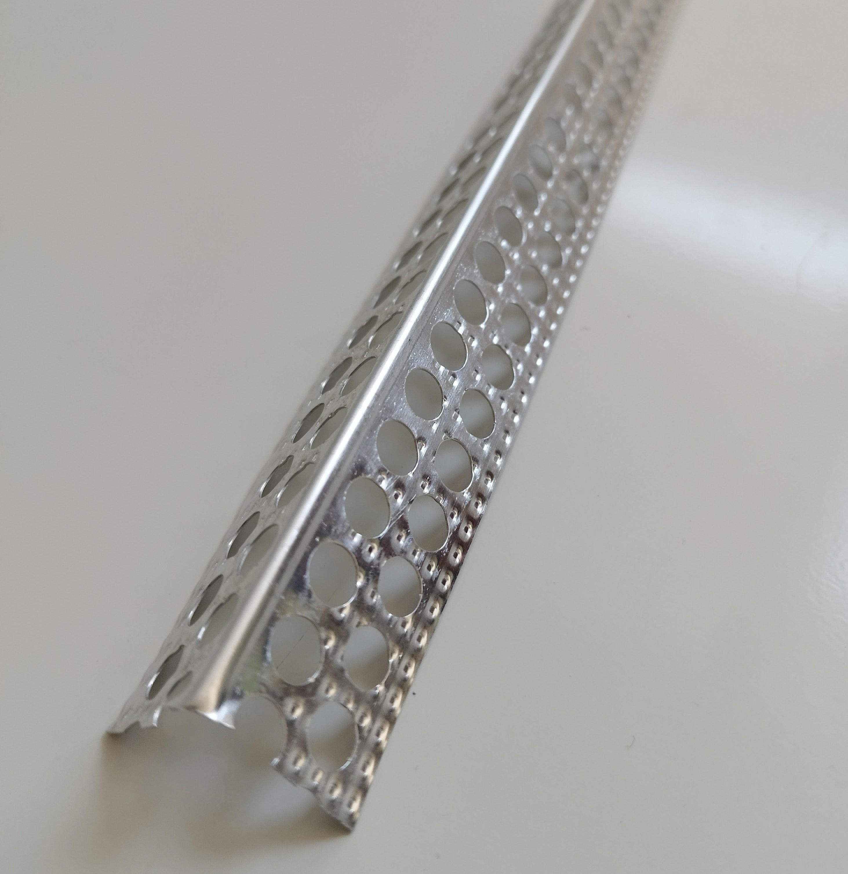 Perfil Canto Perfurado Para Gesso / Aluminio