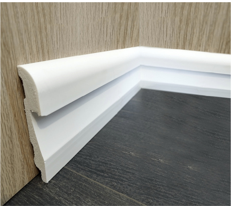 Rodapé HD, solução decorativa resistente. Ideal para acabamentos de interiores com design sofisticado.