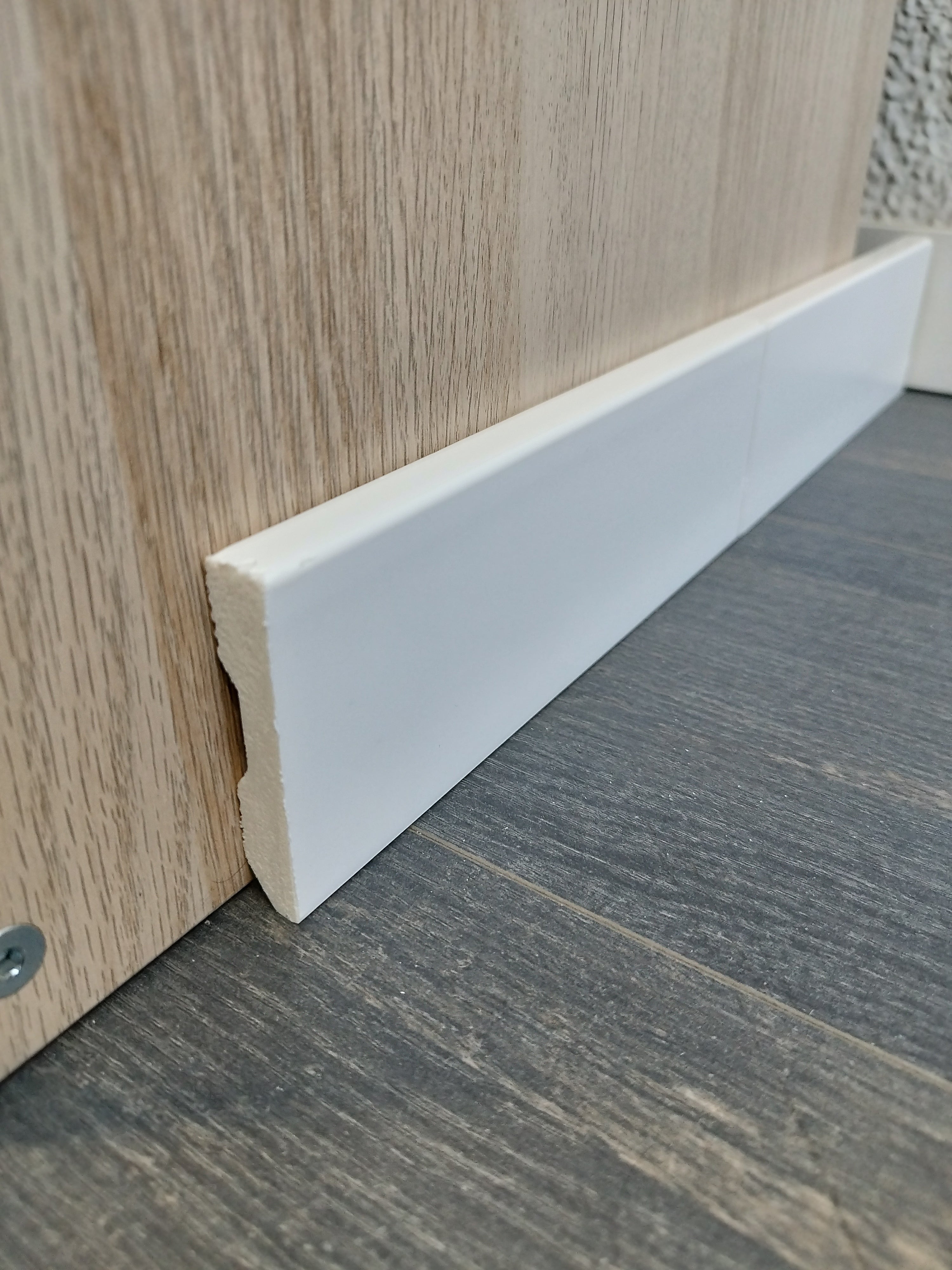 Rodapé Poliestireno HD - Quadrado 70 mm-Caixa