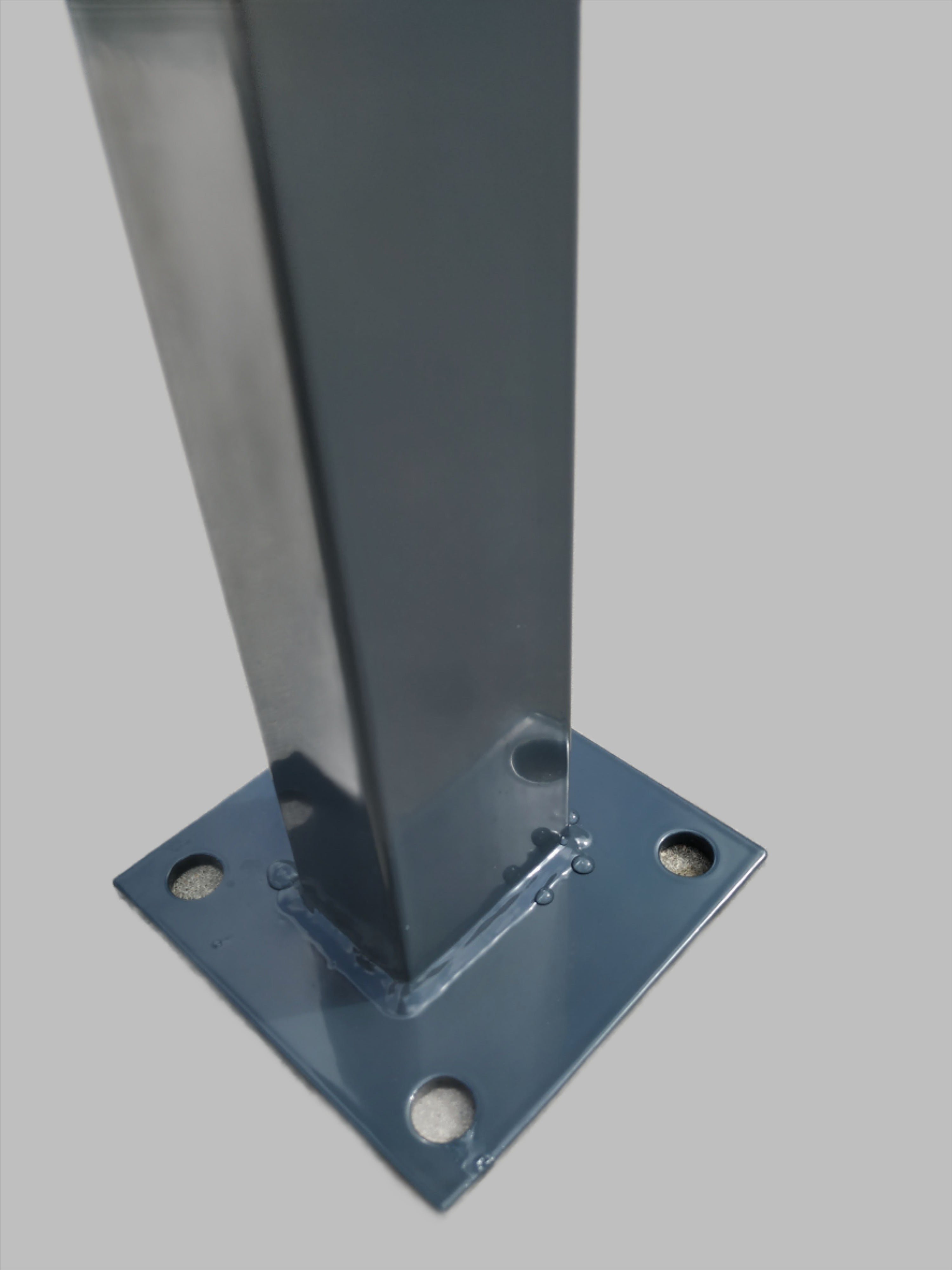 Poste com Base cinza RAL 7016