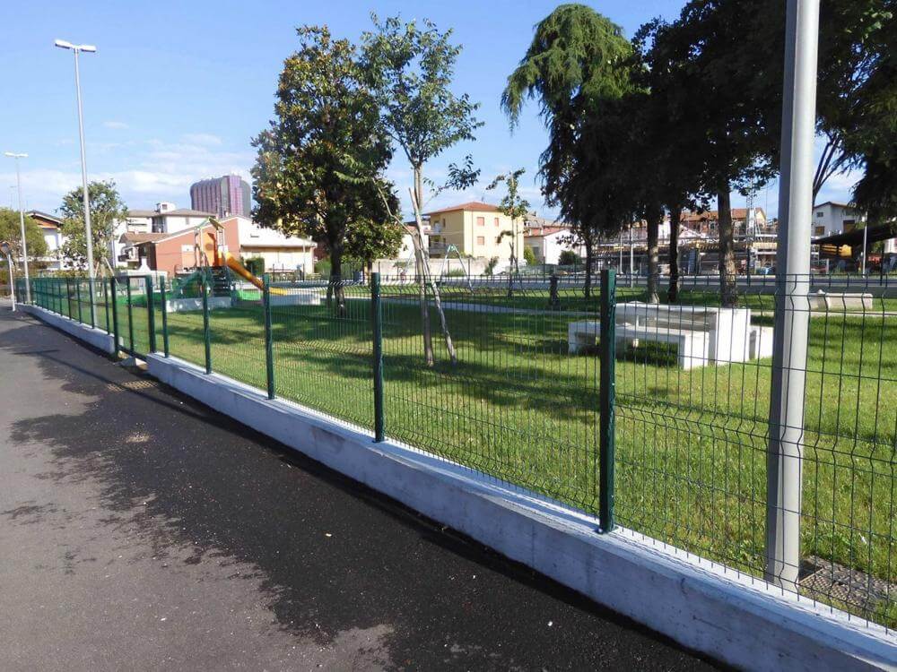 Painel Vedação Verde RAL 6005 - 2m