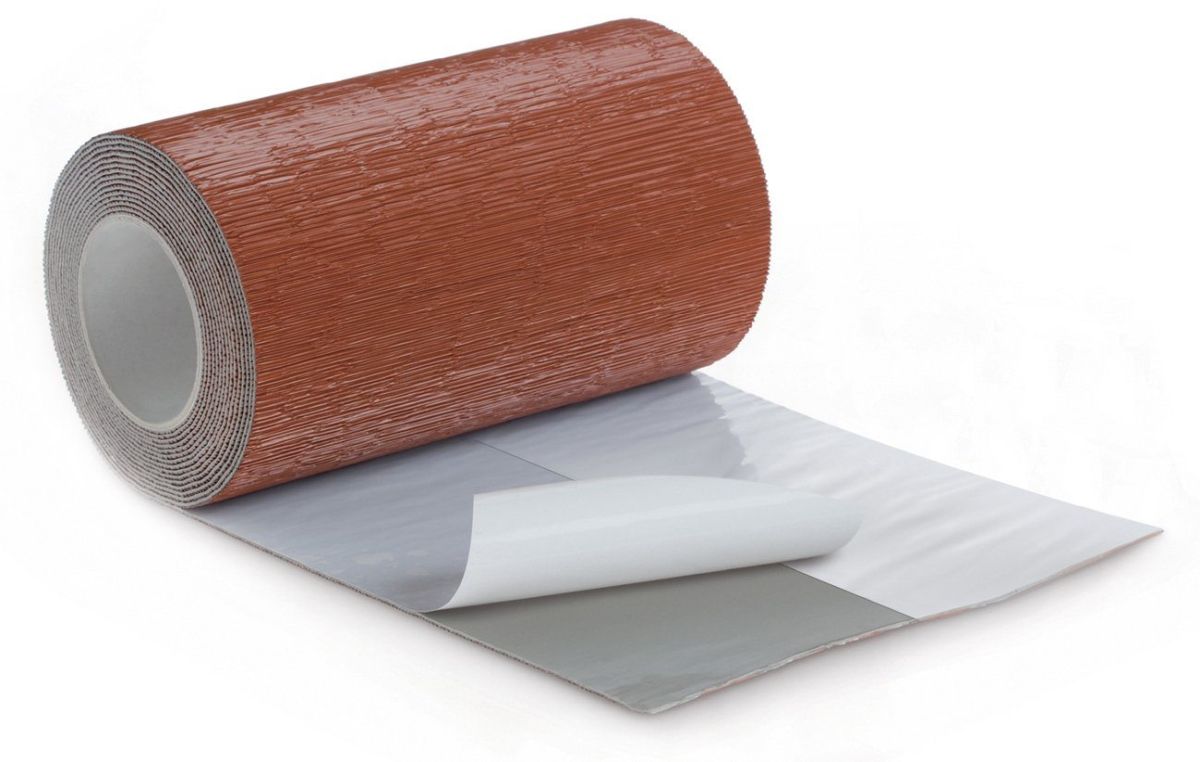 Cume adesivo Flashing Roll Plus, acabamento em cor cotto. Indicado para impermeabilização e vedação de telhados.