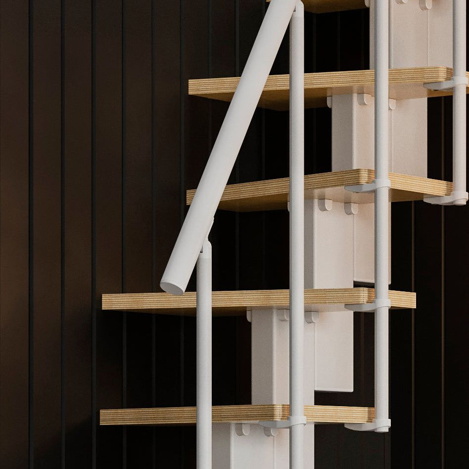 Escada Small, compacta e resistente. Perfeita para acesso a espaços elevados com segurança.