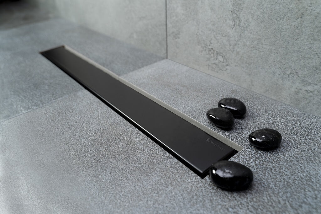 Painel Frameless preto fosco, acabamento sofisticado e moderno para interiores.