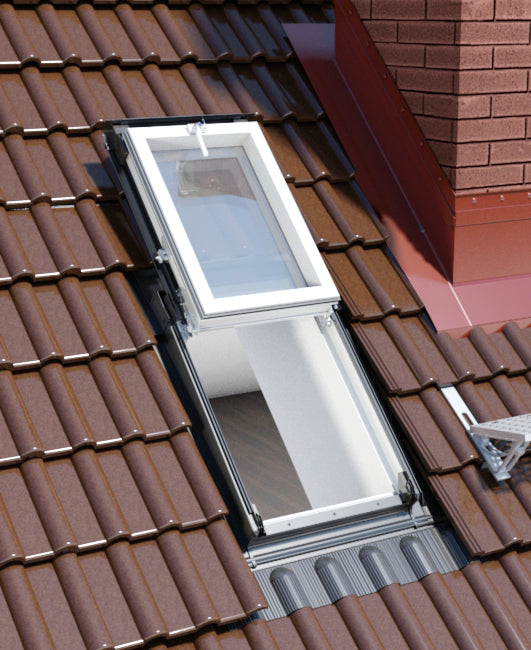 Janela IGWX, modelo inovador para iluminação e ventilação eficiente em telhados.