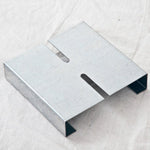 Junta de fixação, peça resistente para montagem estrutural.