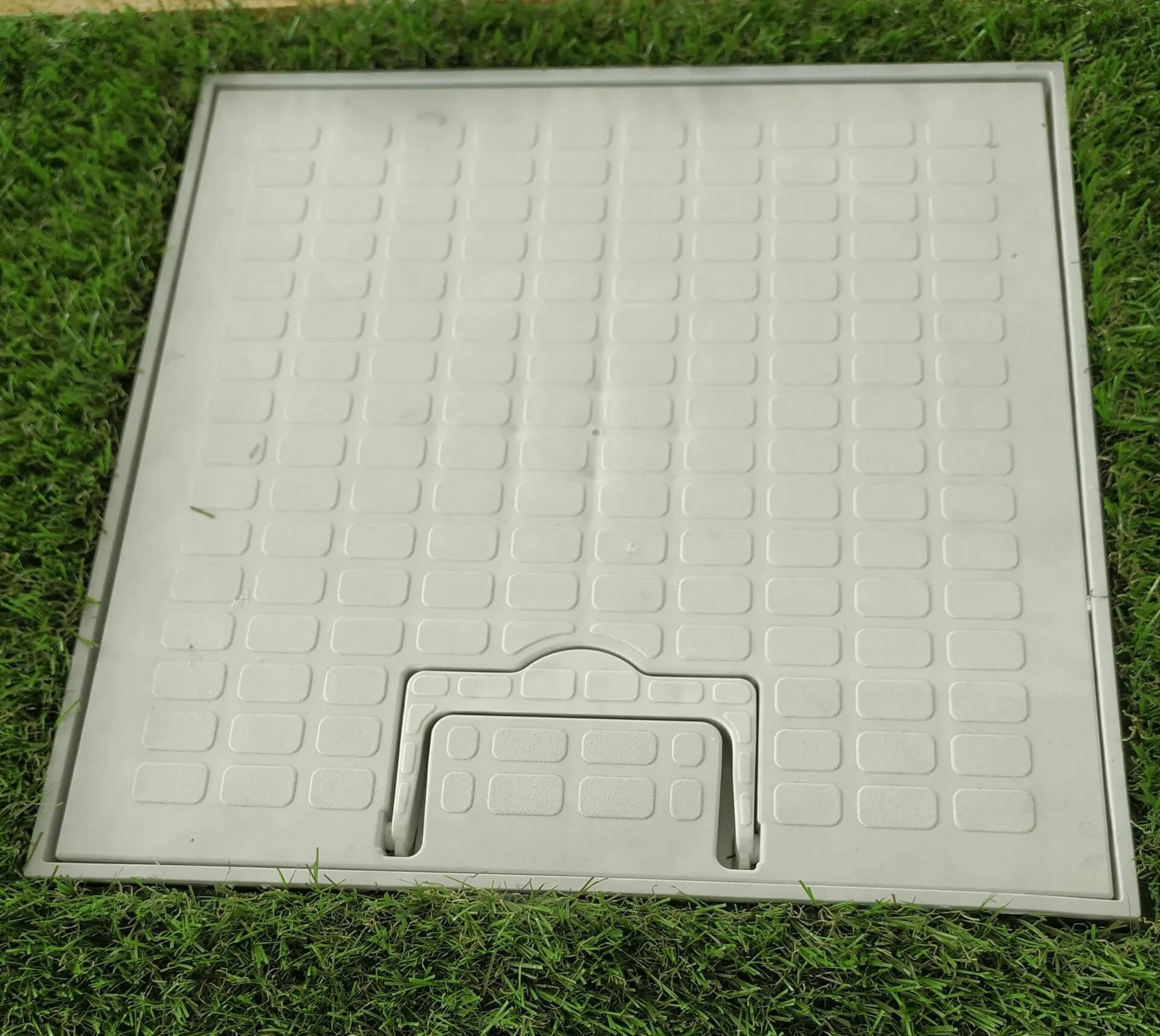 Tampas e Grelhas  com Aro