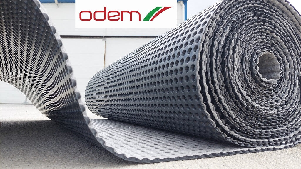 Tela drenante, material resistente para drenagem e proteção contra infiltrações.