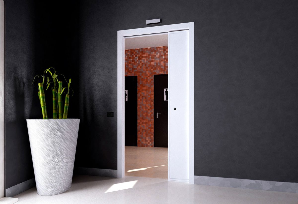 Porta única, resistente e elegante. Perfeita para divisões interiores ou exteriores com acabamento moderno.