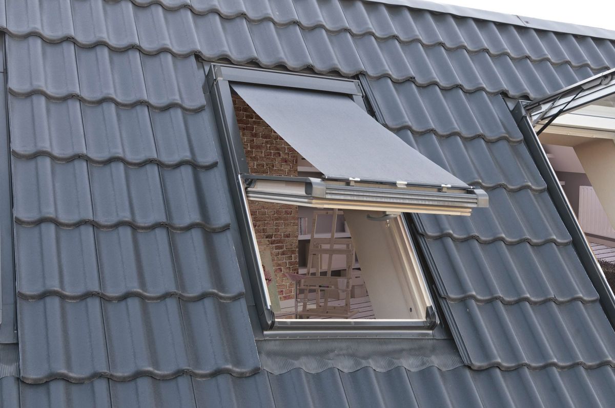 Estores AMW, proteção solar eficiente com design moderno. Perfeitos para controlar luminosidade e temperatura.