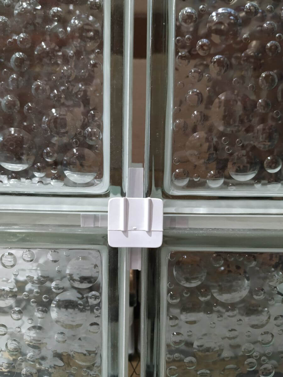 CRUZETAS DISTANCIADORAS PARA BLOCO DE VIDRO