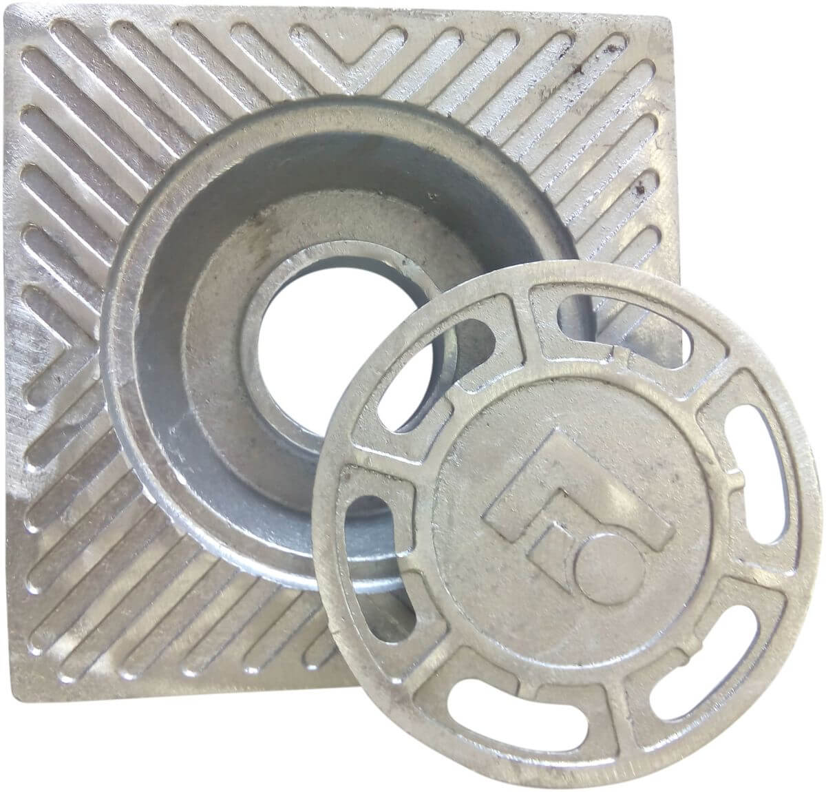 Ralo de drenagem, resistente e funcional. Ideal para escoamento eficiente em áreas internas e externas.