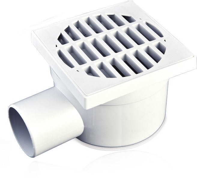 Ralo sifonado com saída lateral, ideal para drenagem eficiente em espaços internos e externos.