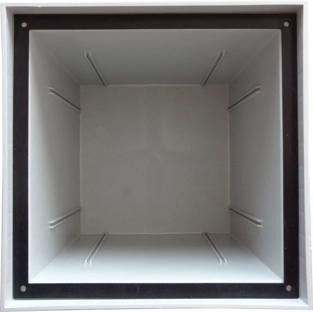 Tampa hermética, peça resistente para vedação e proteção contra infiltrações.